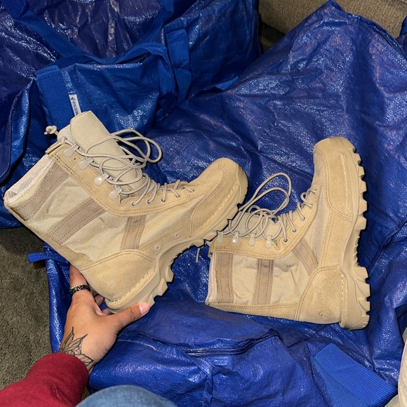 Danner boots - Picture 1 of 4